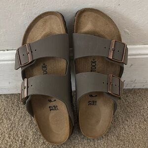 Birkenstock 37 womens size 6